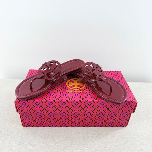 NWT Tory Burch Miller Patent Leather Thong Sandals Fuschia Spark Womens Size 6 main image 2